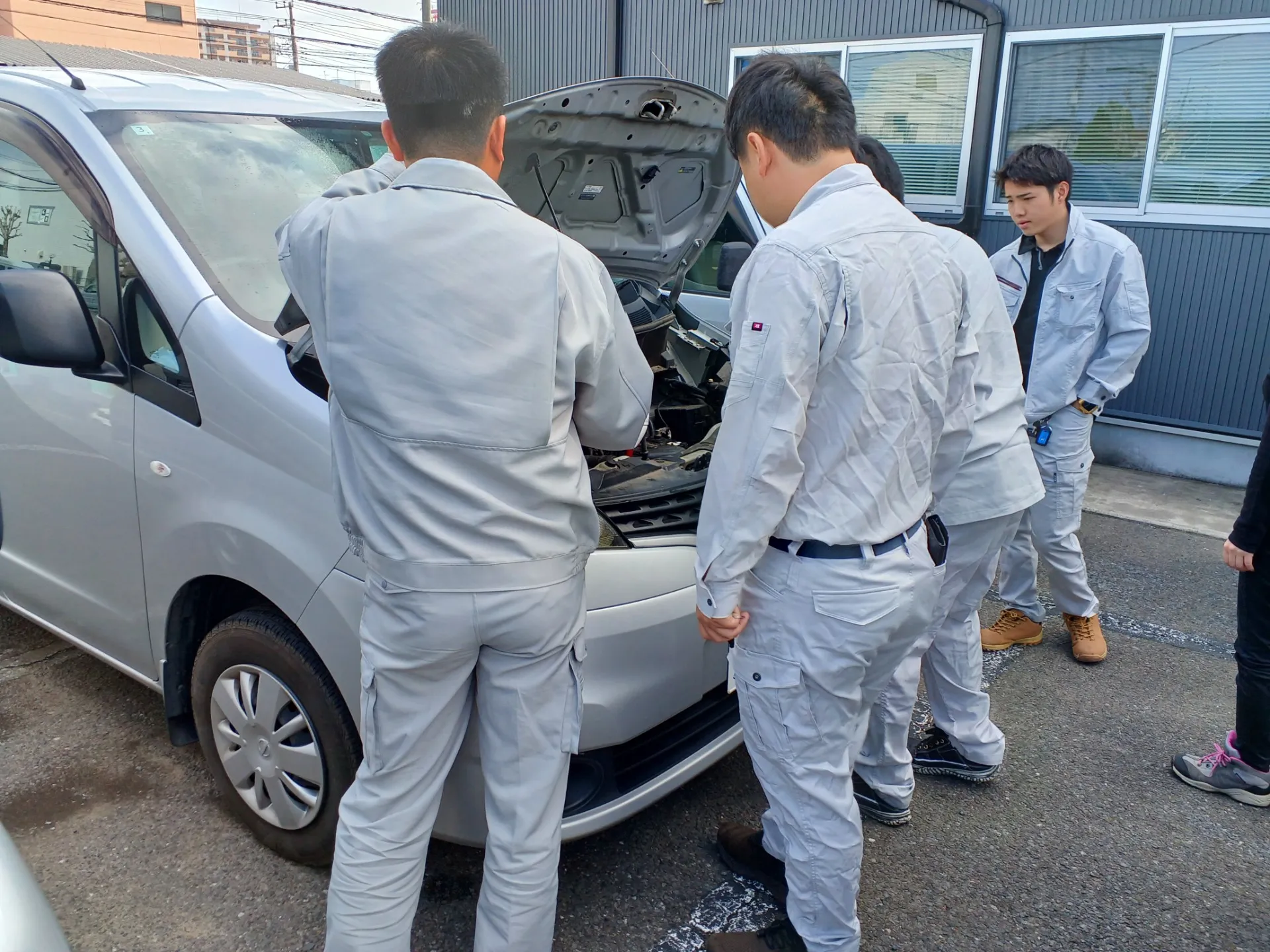4月度車両点検 及び安全朝礼
